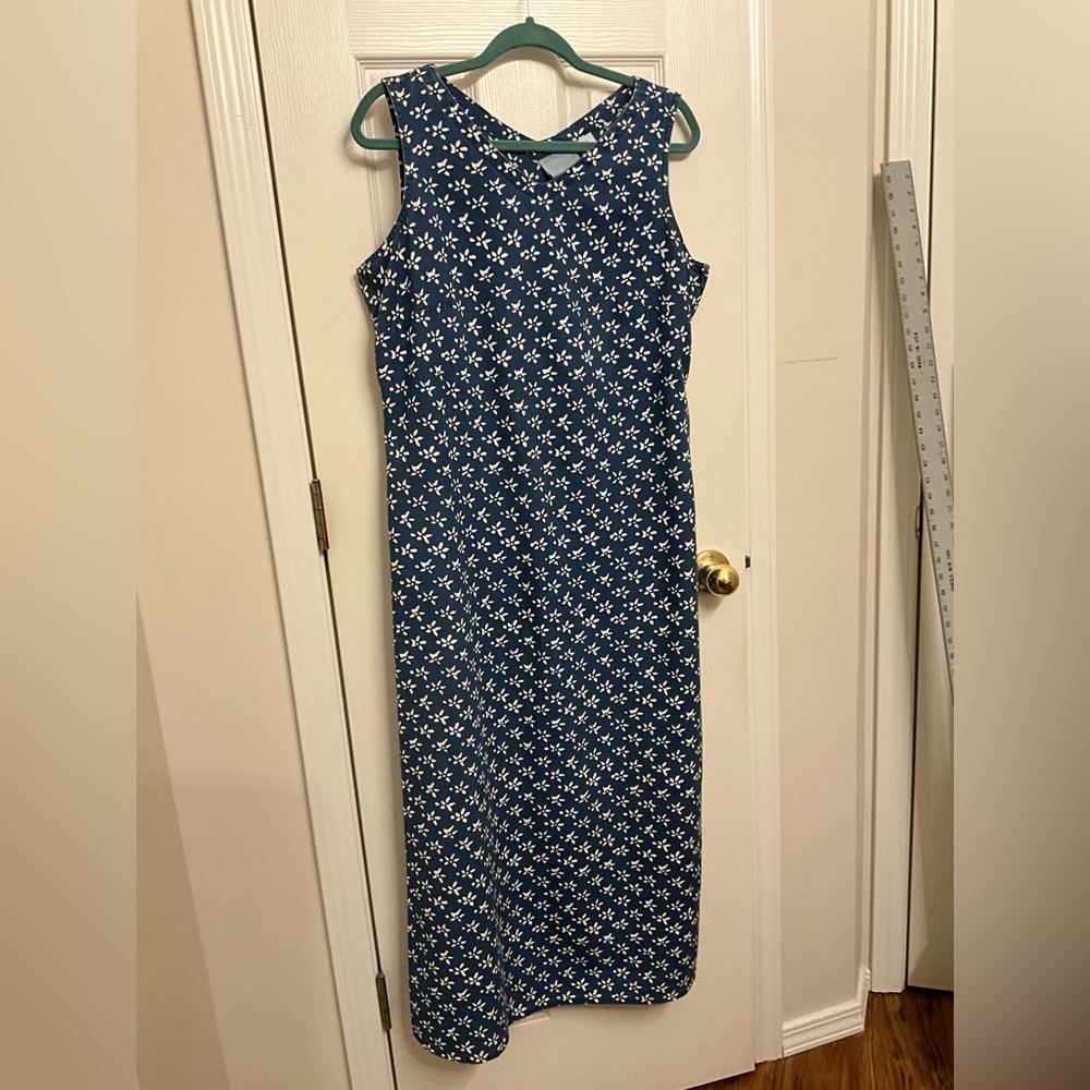 Liz Claiborne cotton maxi size 12.